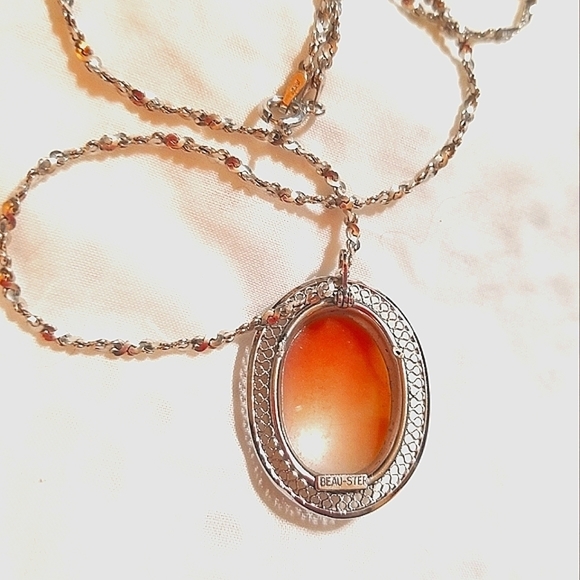 VTG Designer signed Beau Sterling Left Facing Cameo Pendant Necklace - Picture 3 of 5